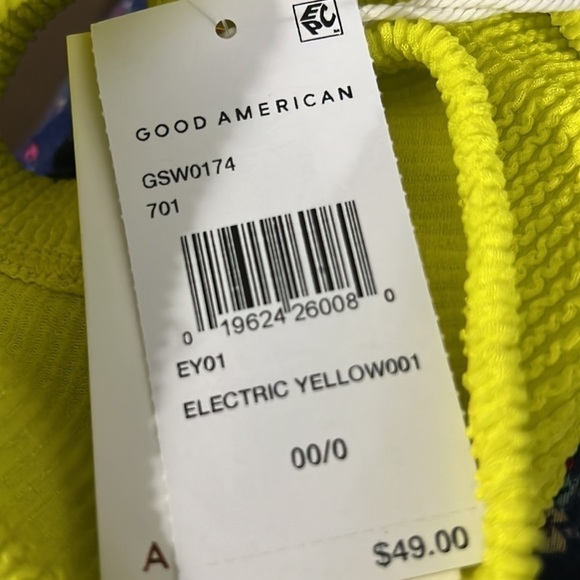 Good American Crinkle Basic Bandeau size 0/00 NWT - Picture 4 of 6